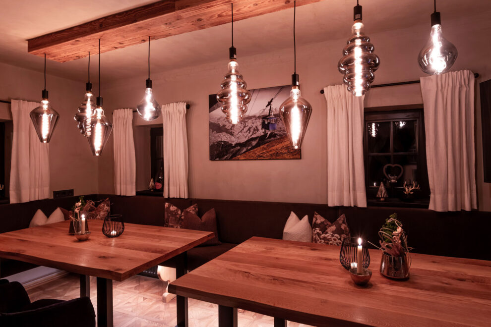 Nani-Herbst-Innen-Nacht-112025-47