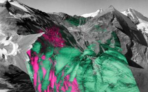 Der Glockner III L Gallery Print